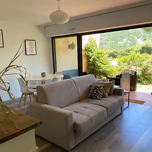 le-corton-45m2-parking-jardin-wifi.fr-provencehotel.com/